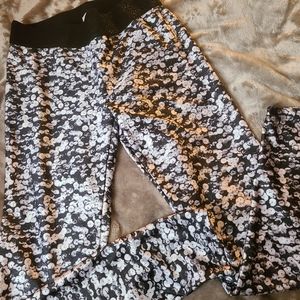 Justice sz 18 leggings.